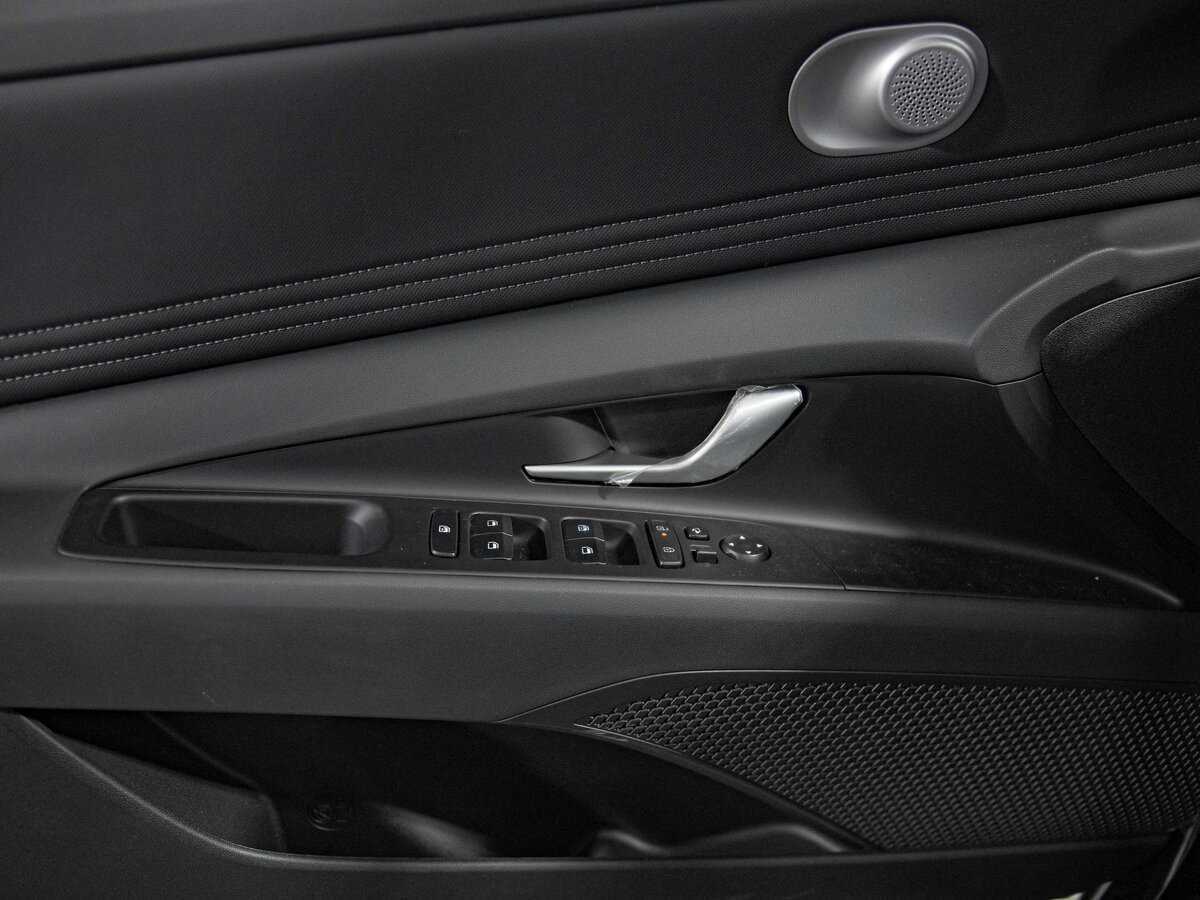 Hyundai Elantra, 2023 Фото №13