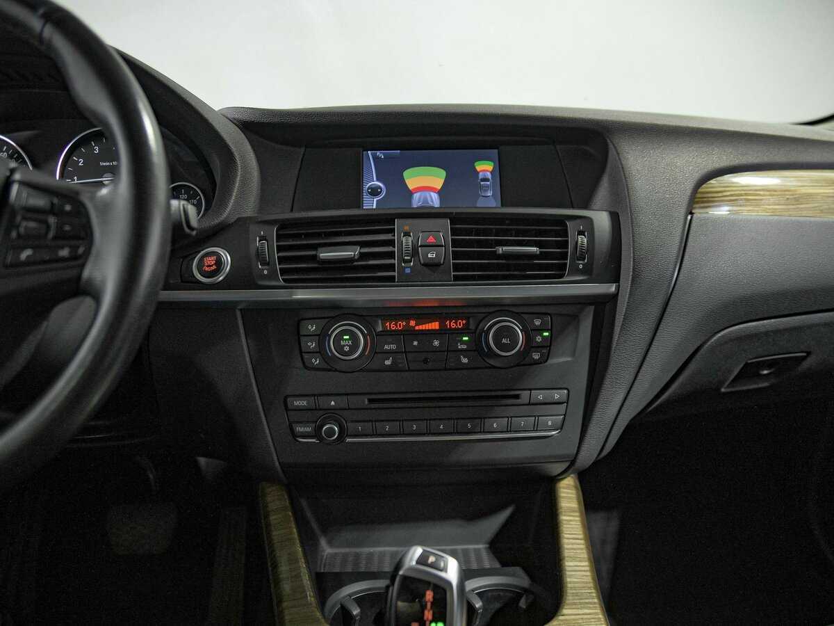 BMW X3 28i xDrive, 2011 Фото №11