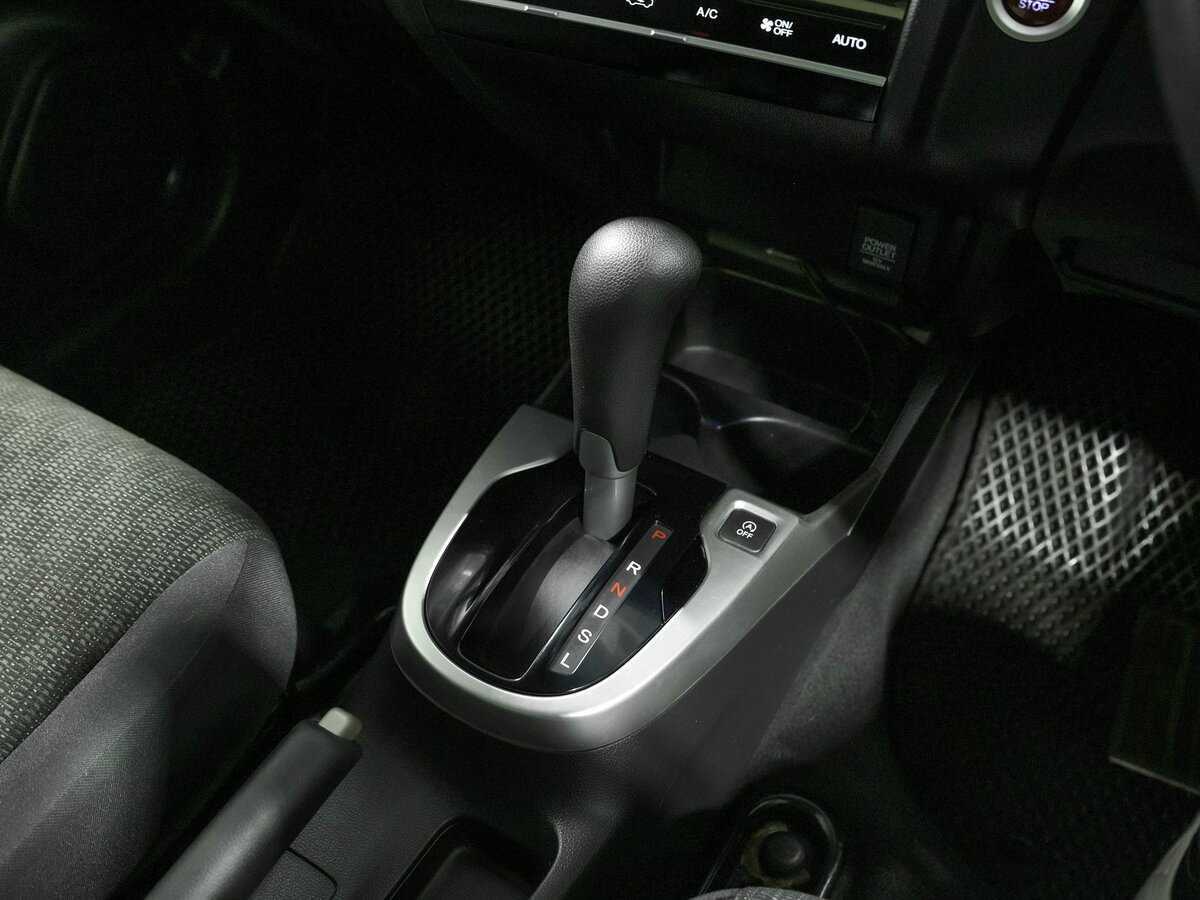 Honda Fit, 2016 Фото №11