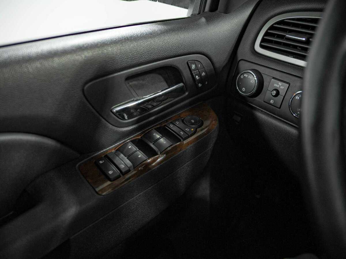 Chevrolet Tahoe 6AT, 2012 Фото №11