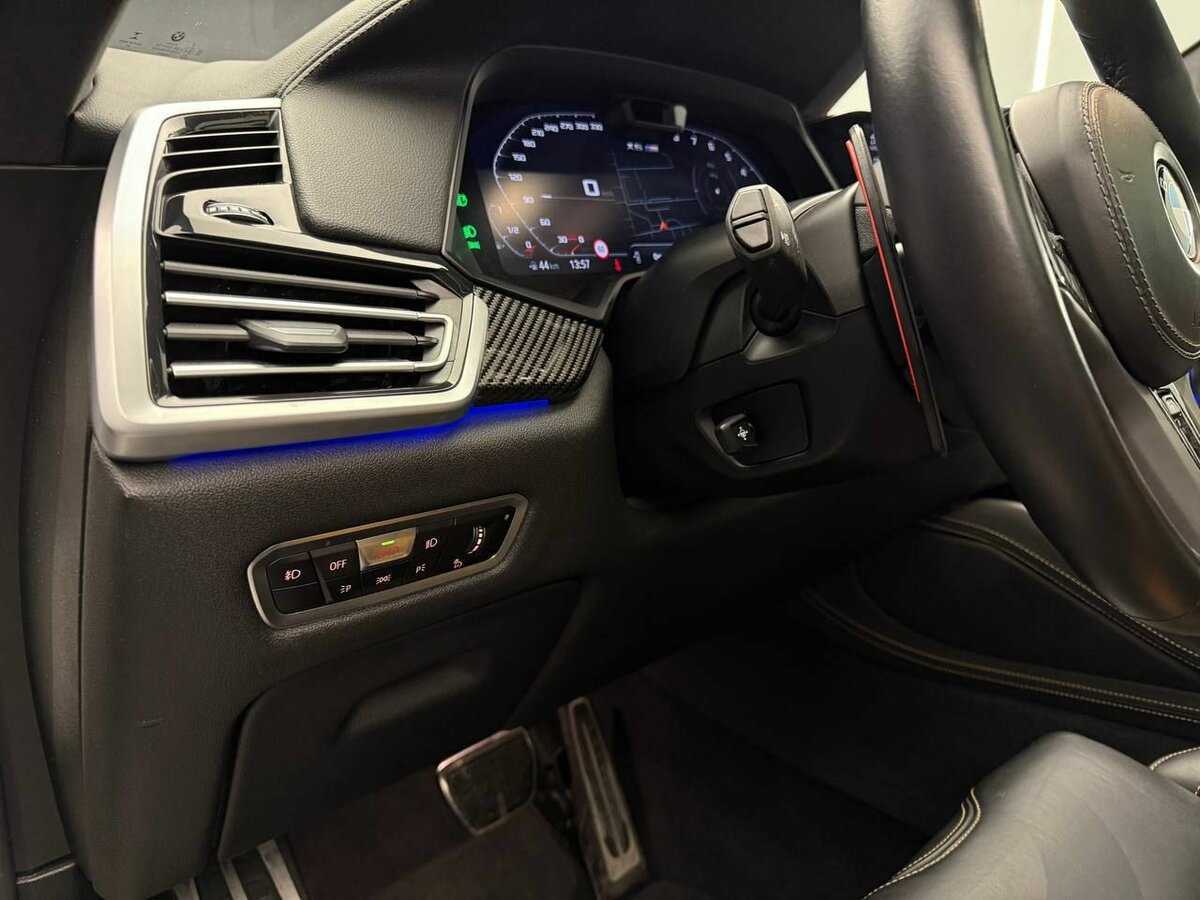 BMW X6 M50i, 2021 Фото №19