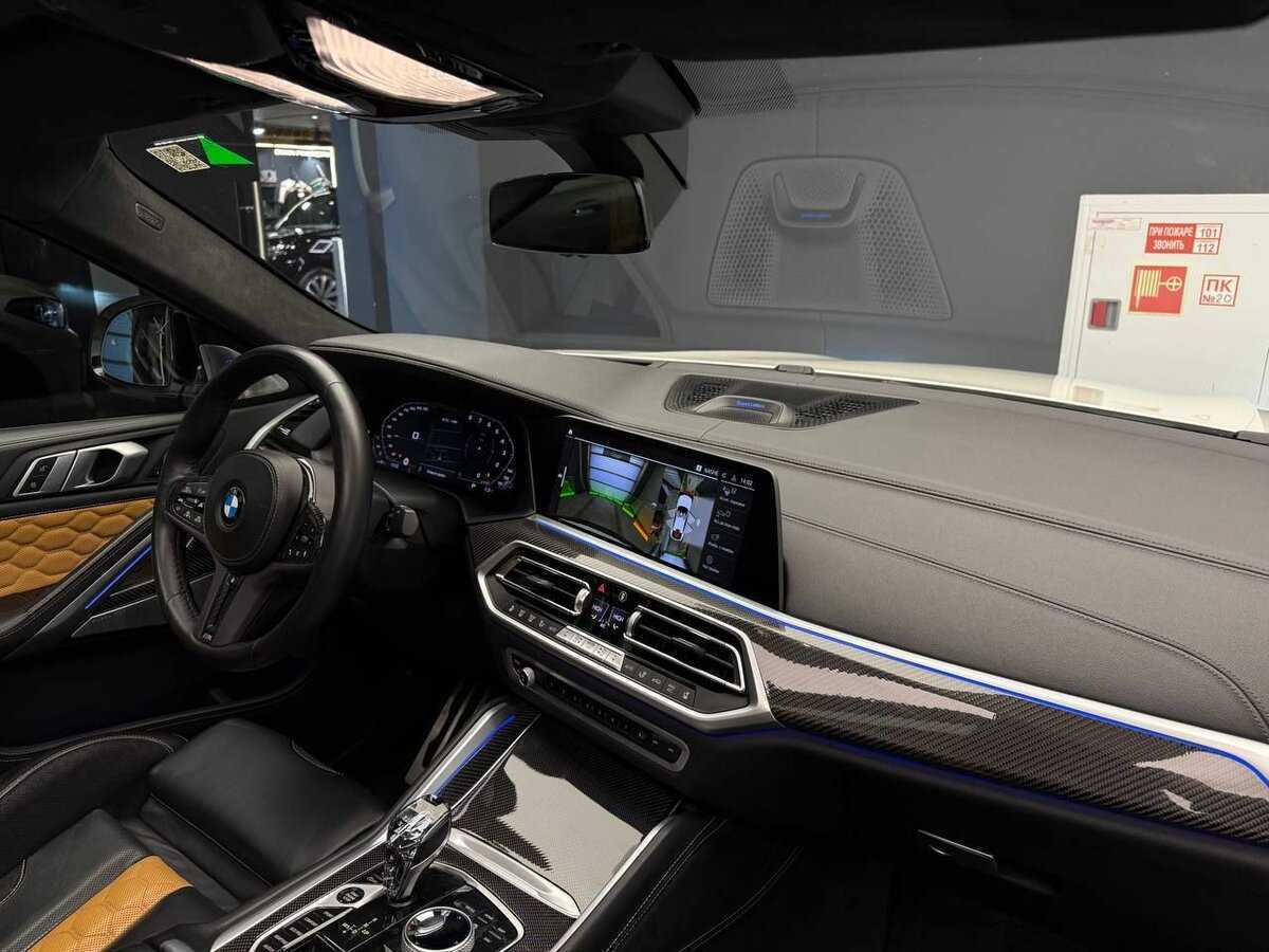 BMW X6 M50i, 2021 Фото №31