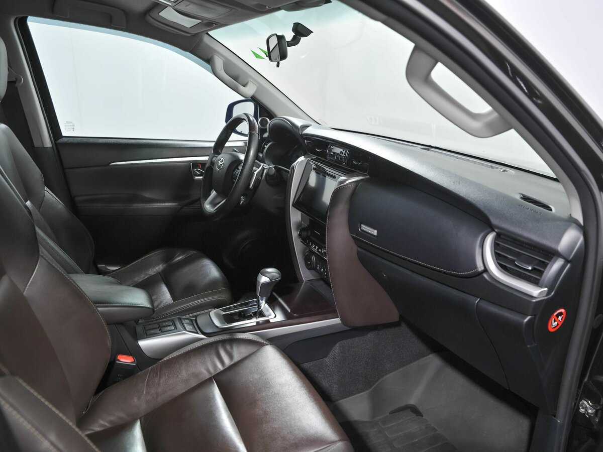 Toyota Fortuner, 2017 Фото №20