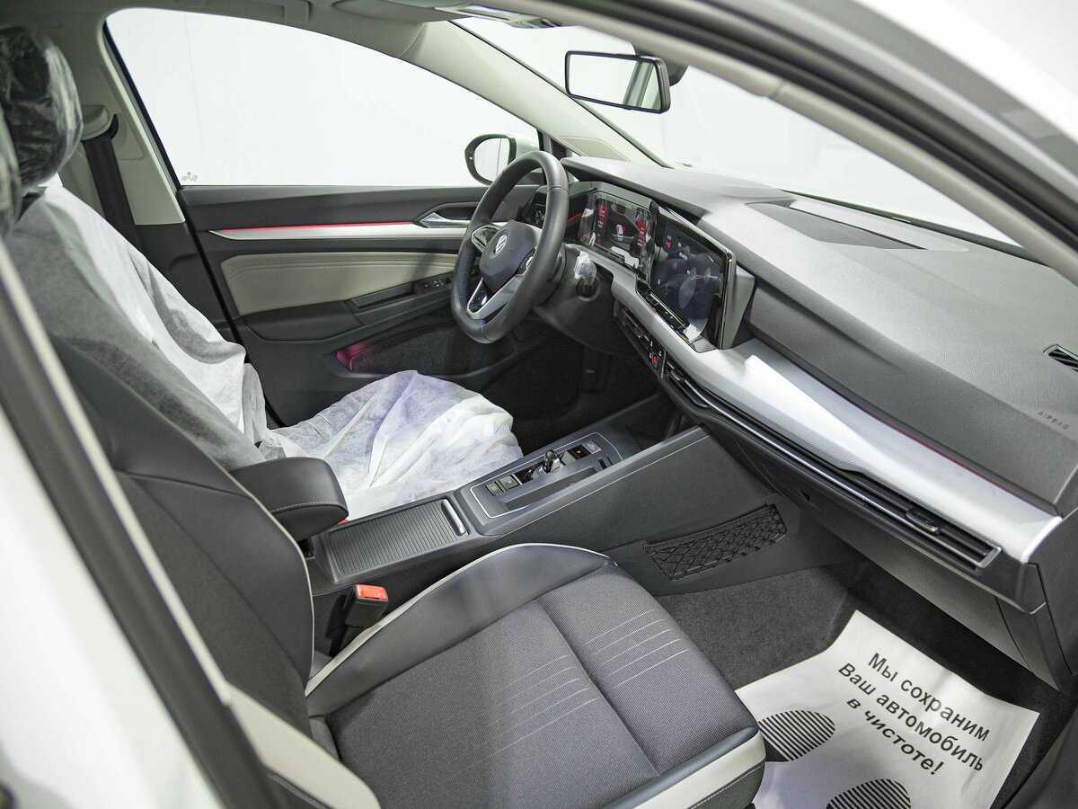 Volkswagen Golf, 2024 Фото №15