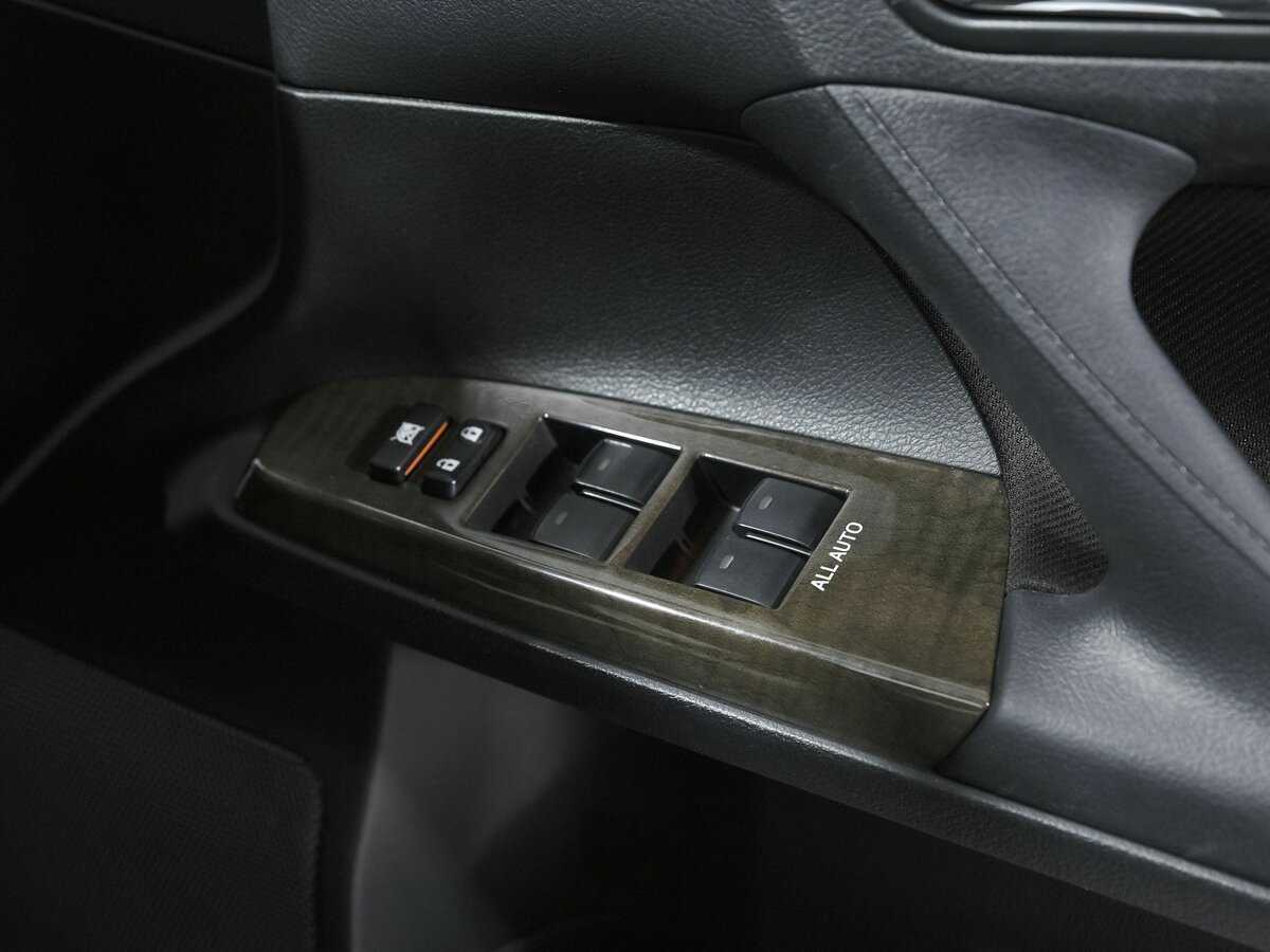 Toyota Mark X, 2016 Фото №14