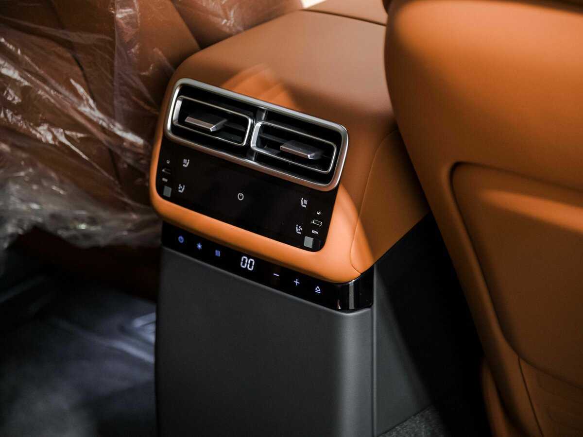 LiXiang L7 52.3 kWh, 2024 Фото №17