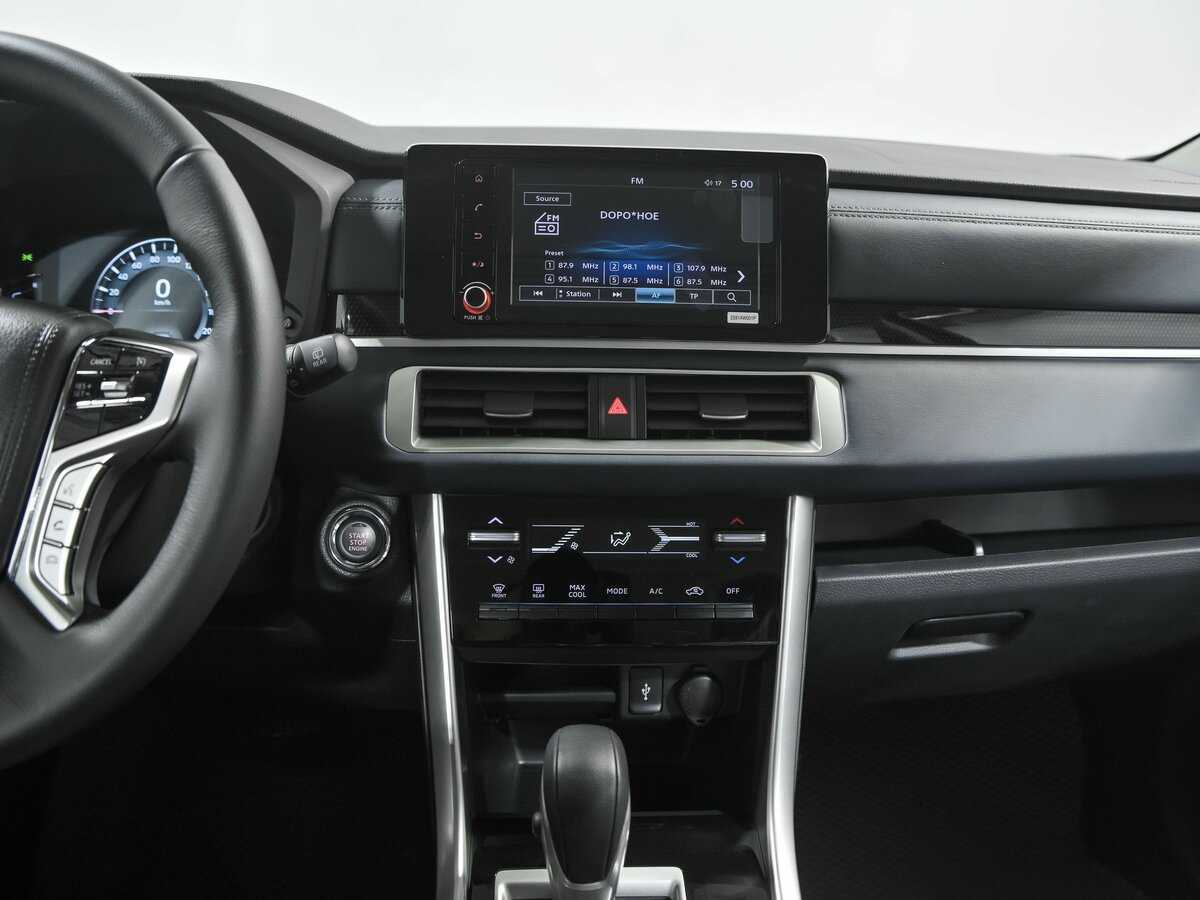 Mitsubishi Xpander Cross, 2023 Фото №11