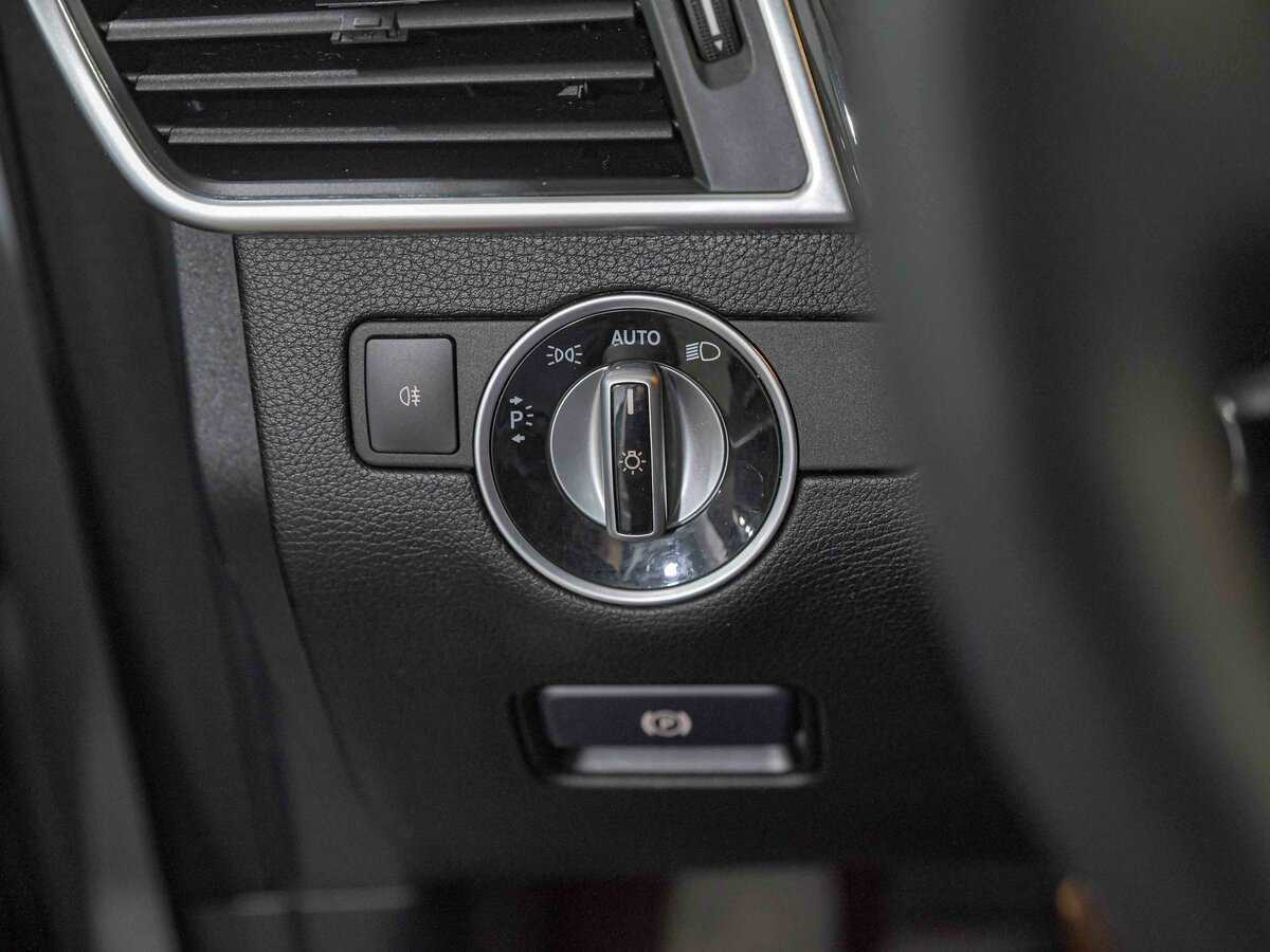 Mercedes-Benz GL-Класс 350 CDI BlueTEC, 2015 Фото №14