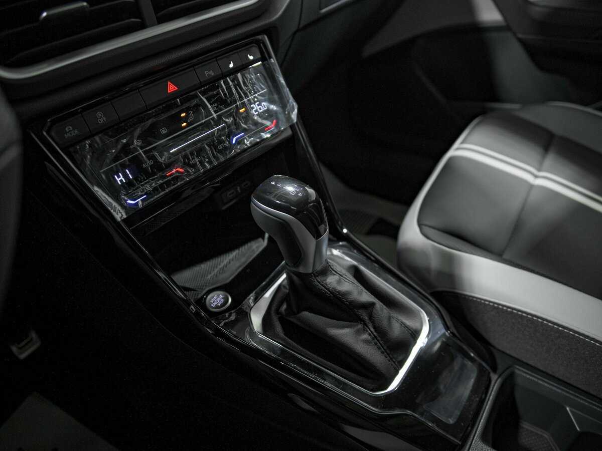 Volkswagen T-Roc, 2024 Фото №12