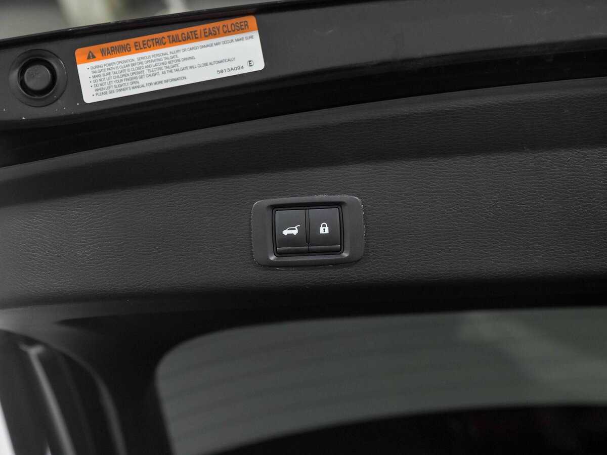 Mitsubishi Outlander, 2023 Фото №16