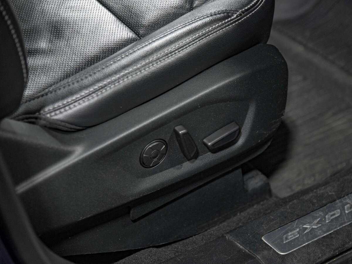 Ford Explorer, 2018 Фото №21