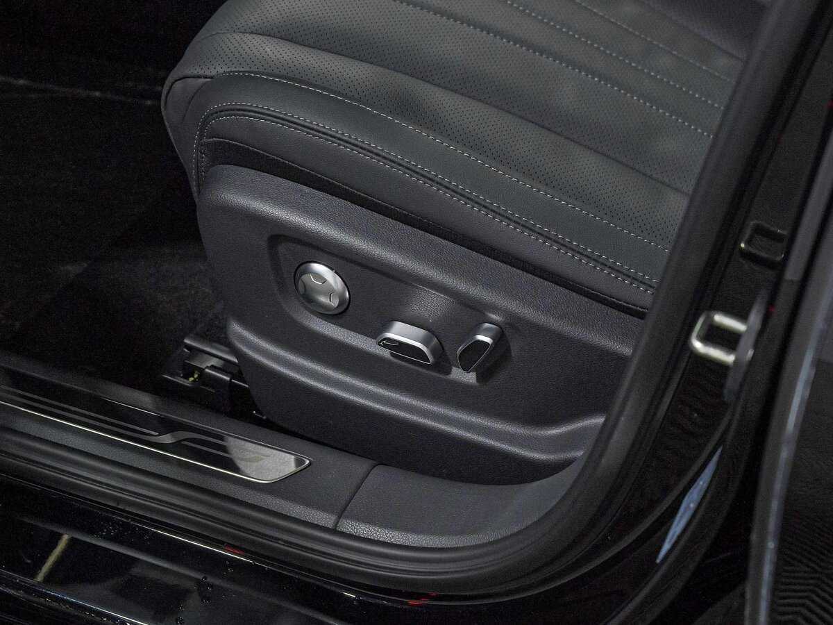 Hongqi H5, 2024 Фото №17