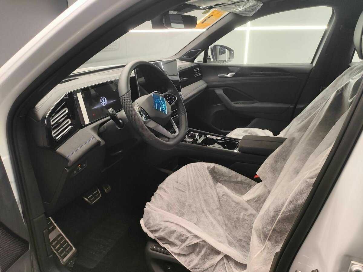 Volkswagen Tiguan L Pro, 2024 Фото №15