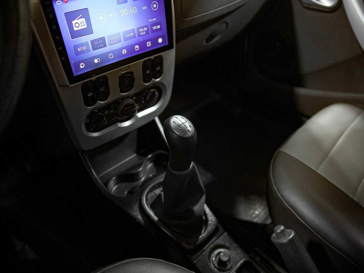 Renault Logan, 2010 Фото №9