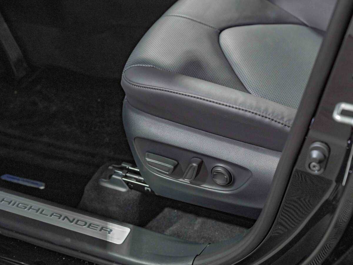 Toyota Highlander, 2024 Фото №14
