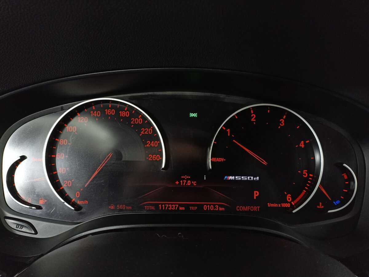 BMW 5 серии 520d xDrive, 2018 Фото №12