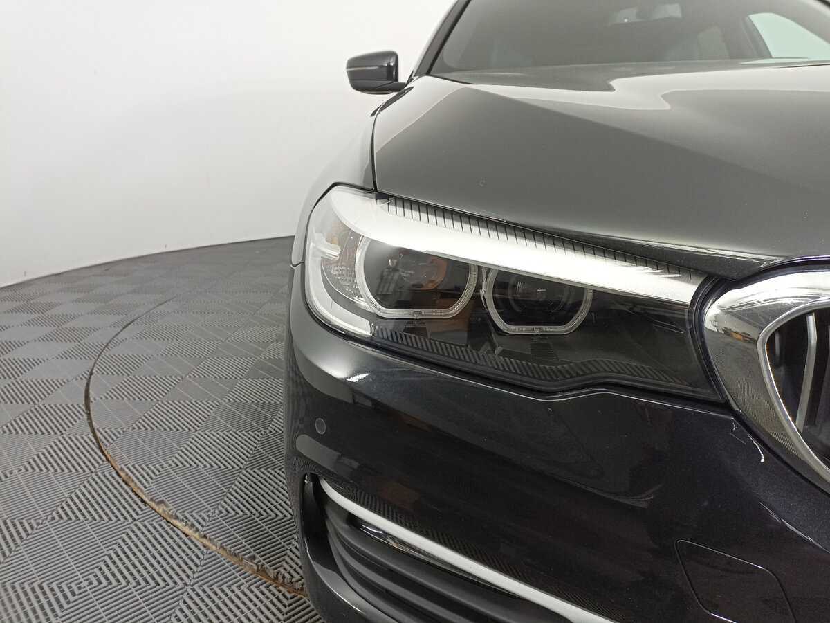 BMW 5 серии 520d xDrive, 2018 Фото №16
