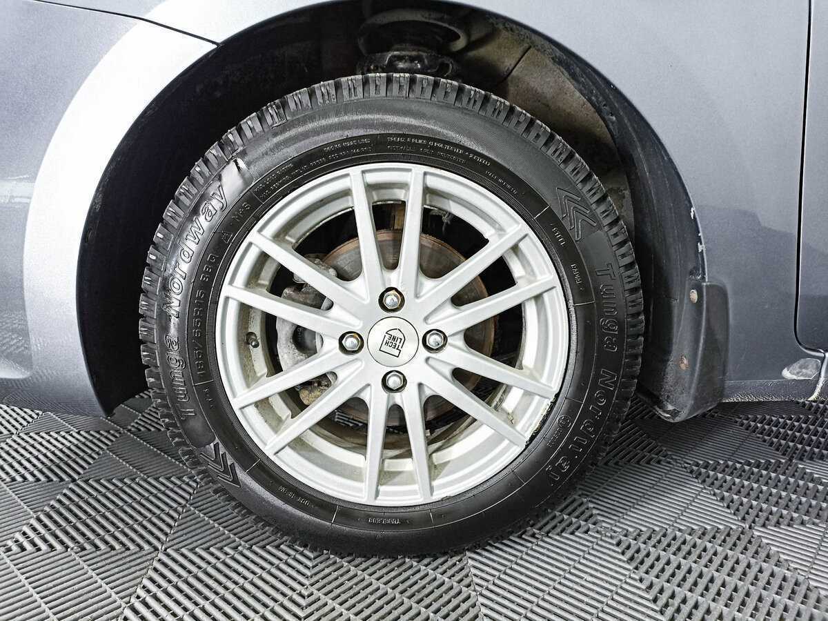 Kia Rio, 2018 Фото №18