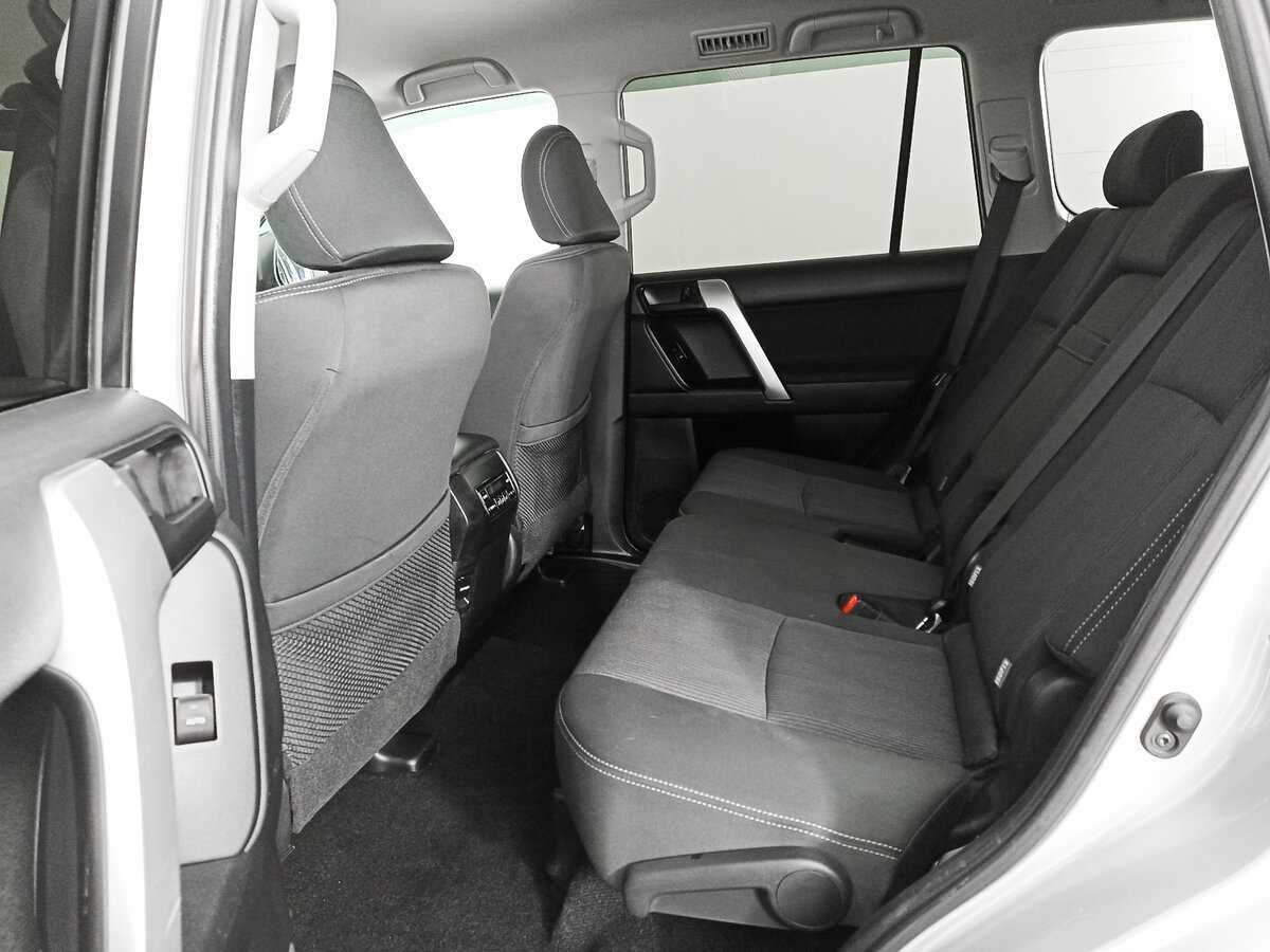 Toyota Land Cruiser Prado, 2018 Фото №12