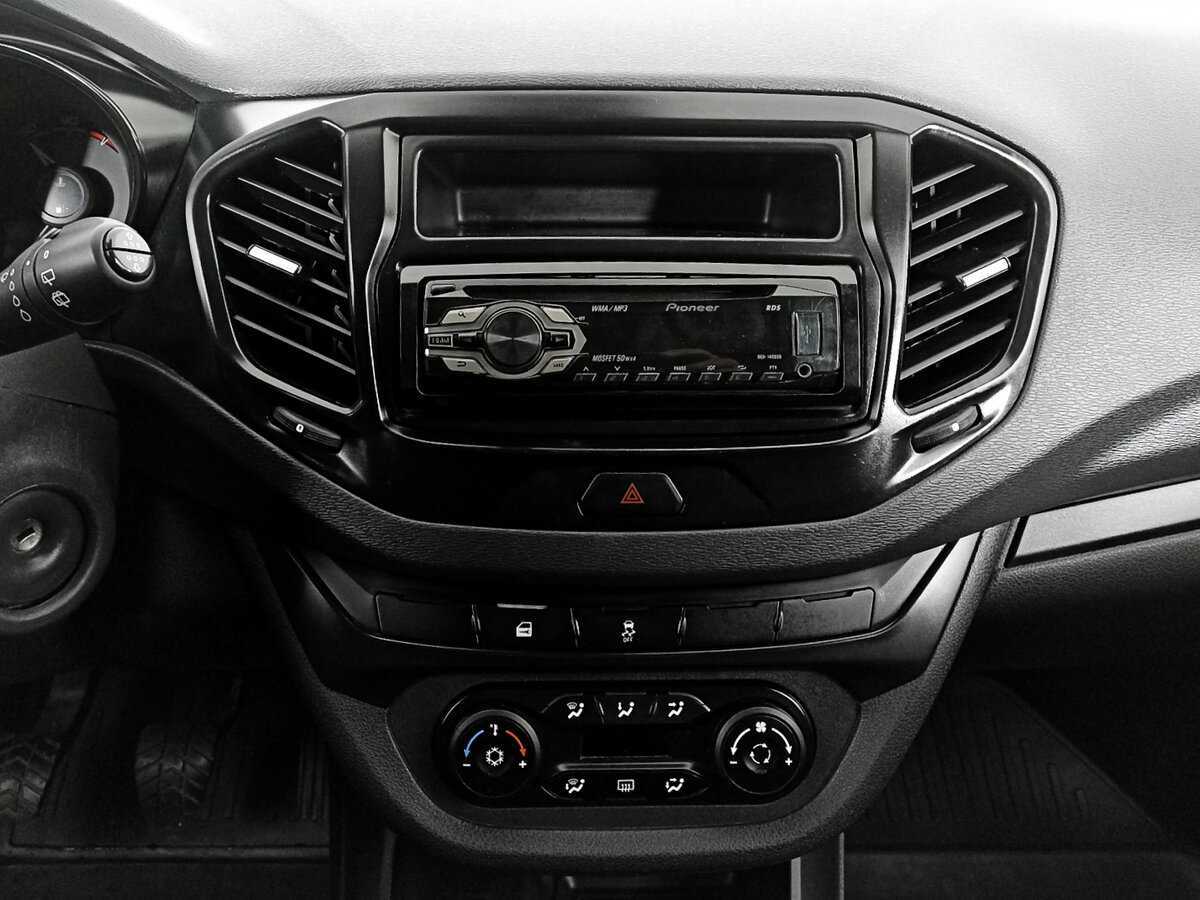 Lada (ВАЗ) Vesta SW, 2019 Фото №15