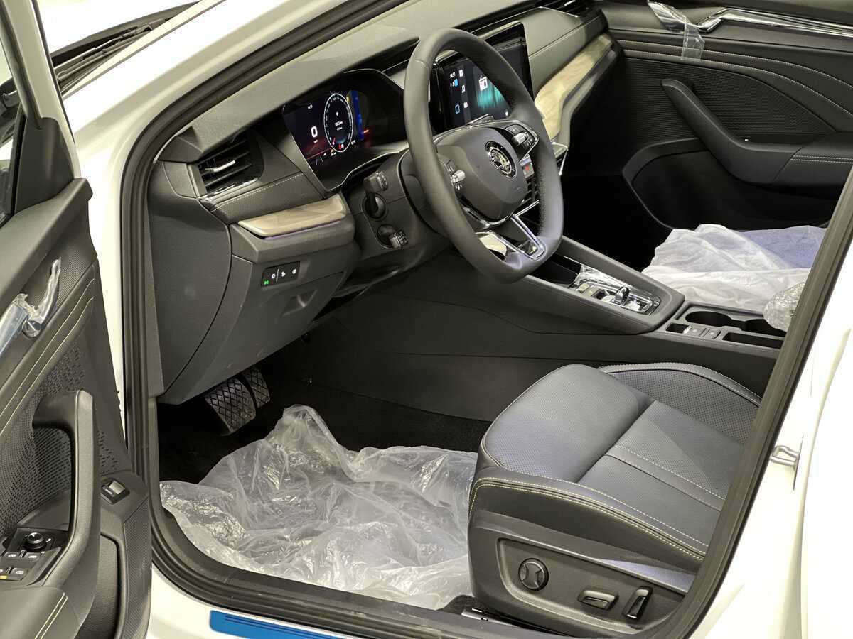 Skoda Octavia, 2024 Фото №16