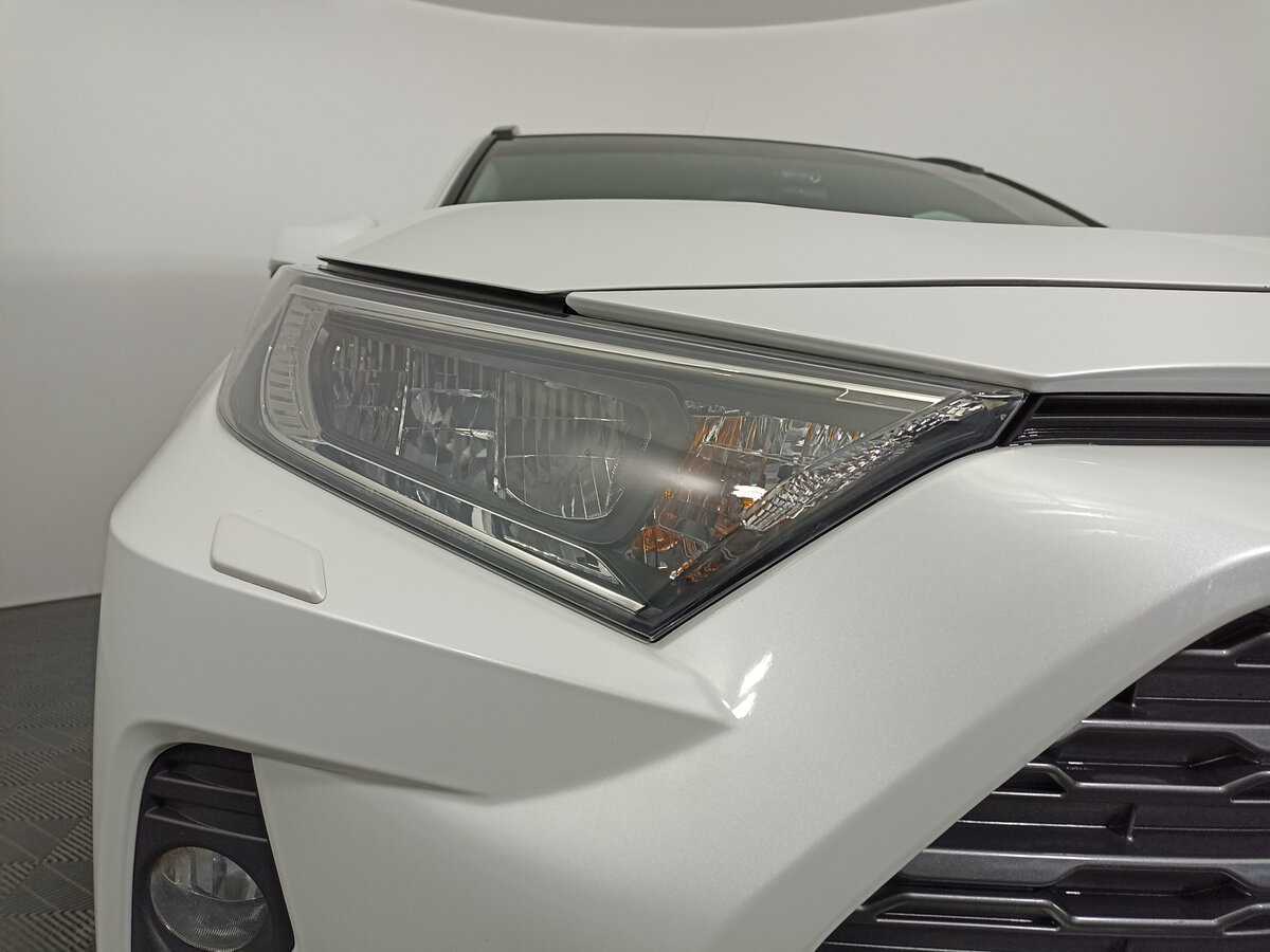 Toyota RAV4, 2021 Фото №17