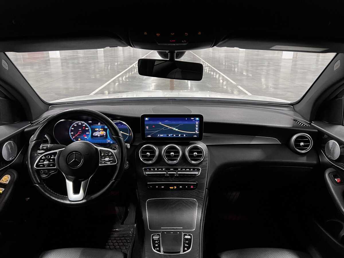 Mercedes-Benz GLC Coupe 300, 2019 Фото №14