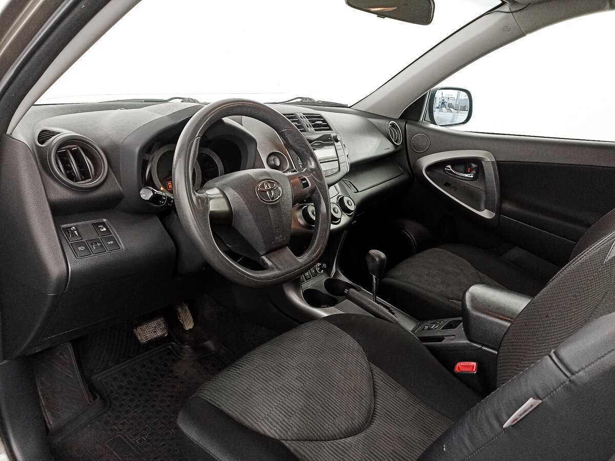 Toyota RAV4, 2011 Фото №14