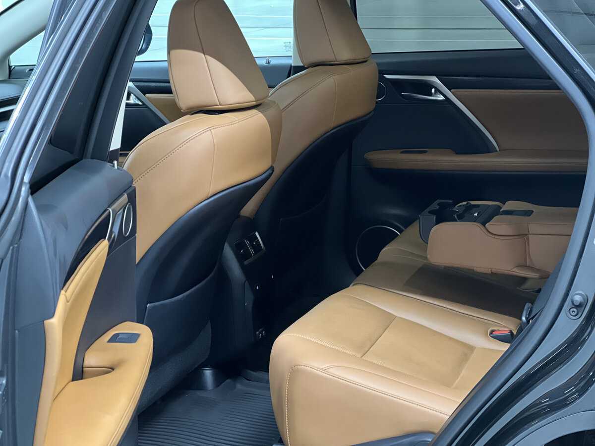 Lexus RX 300, 2020 Фото №12