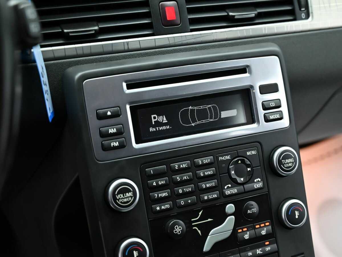 Volvo XC70, 2010 Фото №9