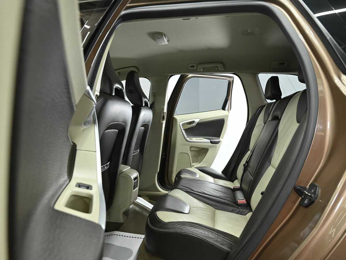 Volvo XC60, 2011 Фото №13