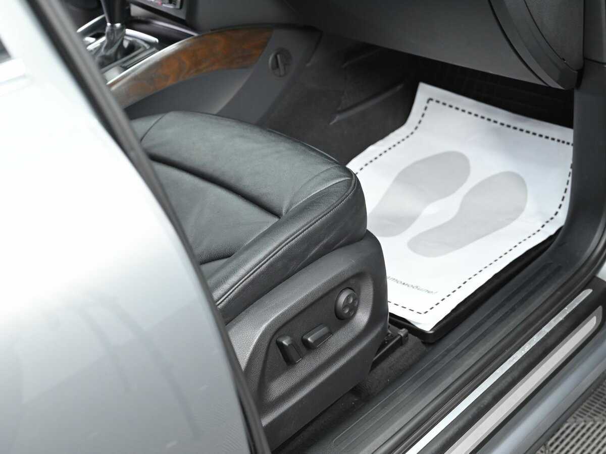 Audi Q5, 2010 Фото №16