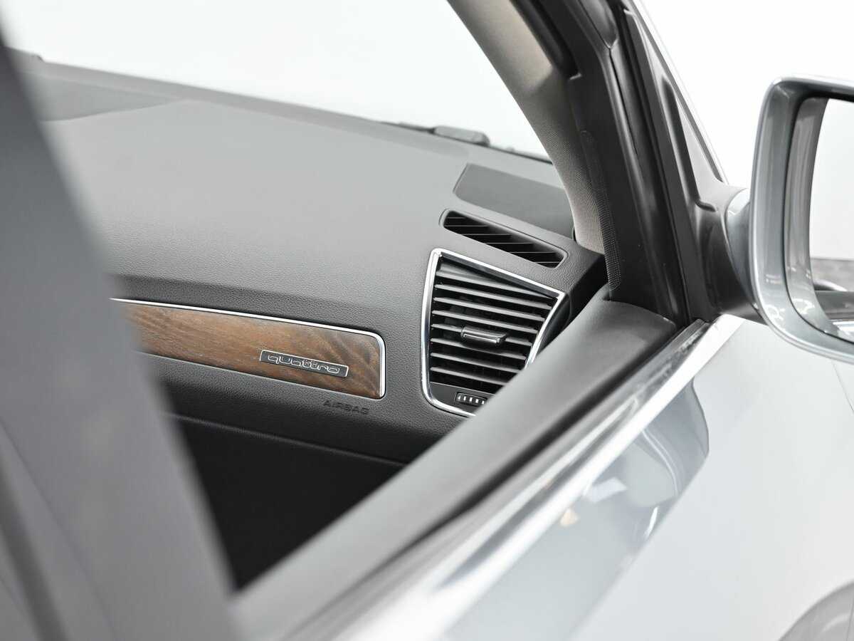 Audi Q5, 2010 Фото №17