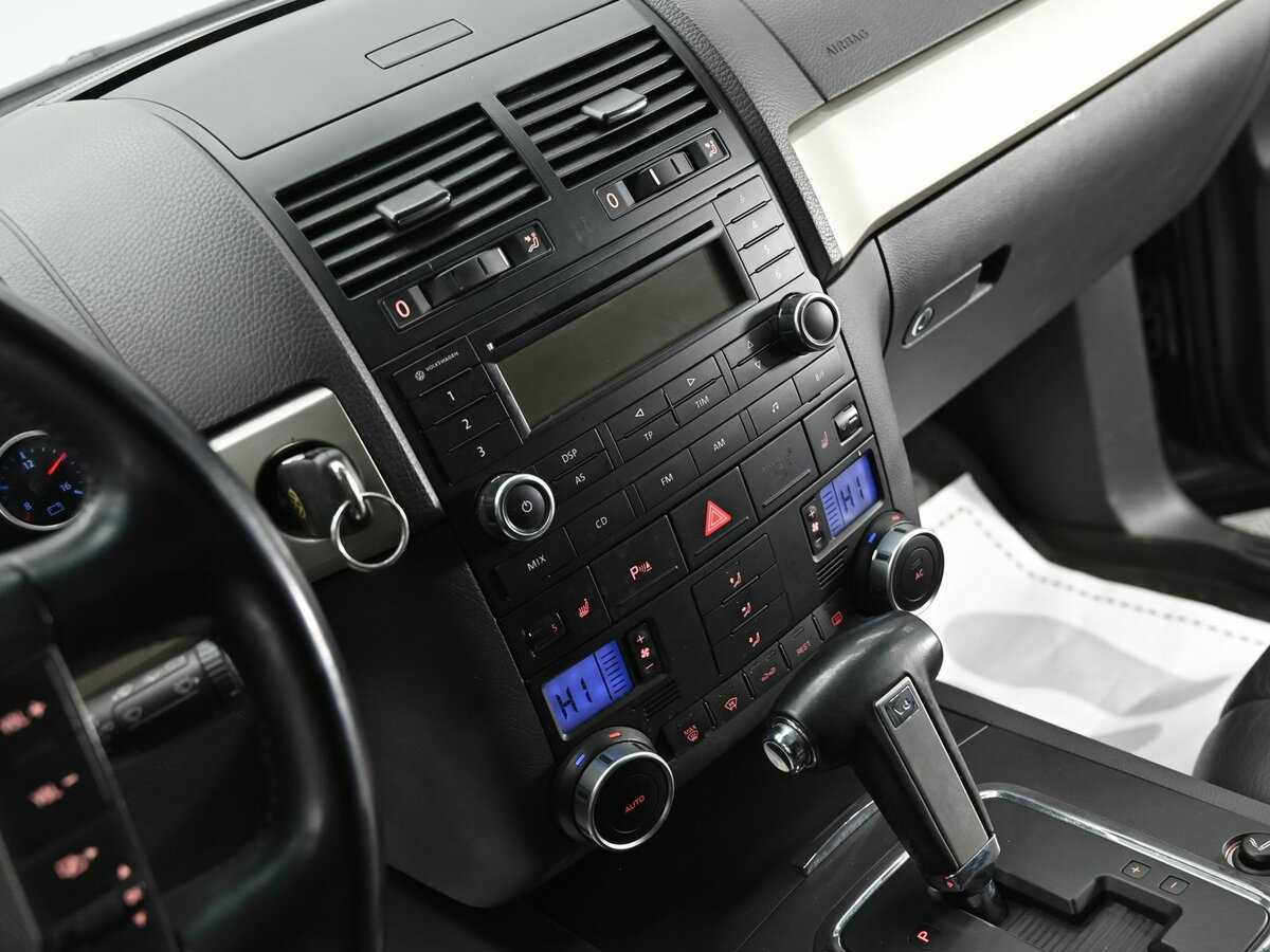 Volkswagen Touareg, 2010 Фото №11