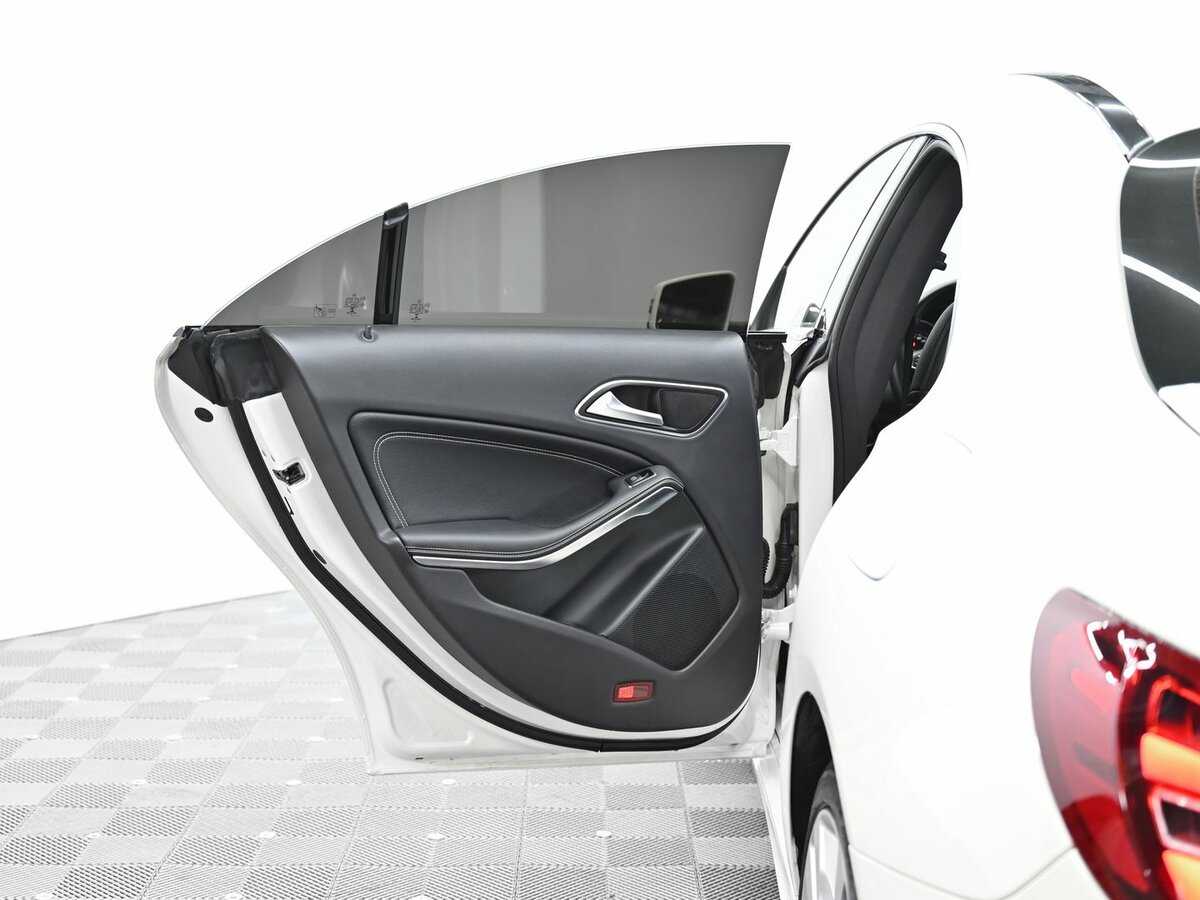 Mercedes-Benz CLA 200, 2017 Фото №19