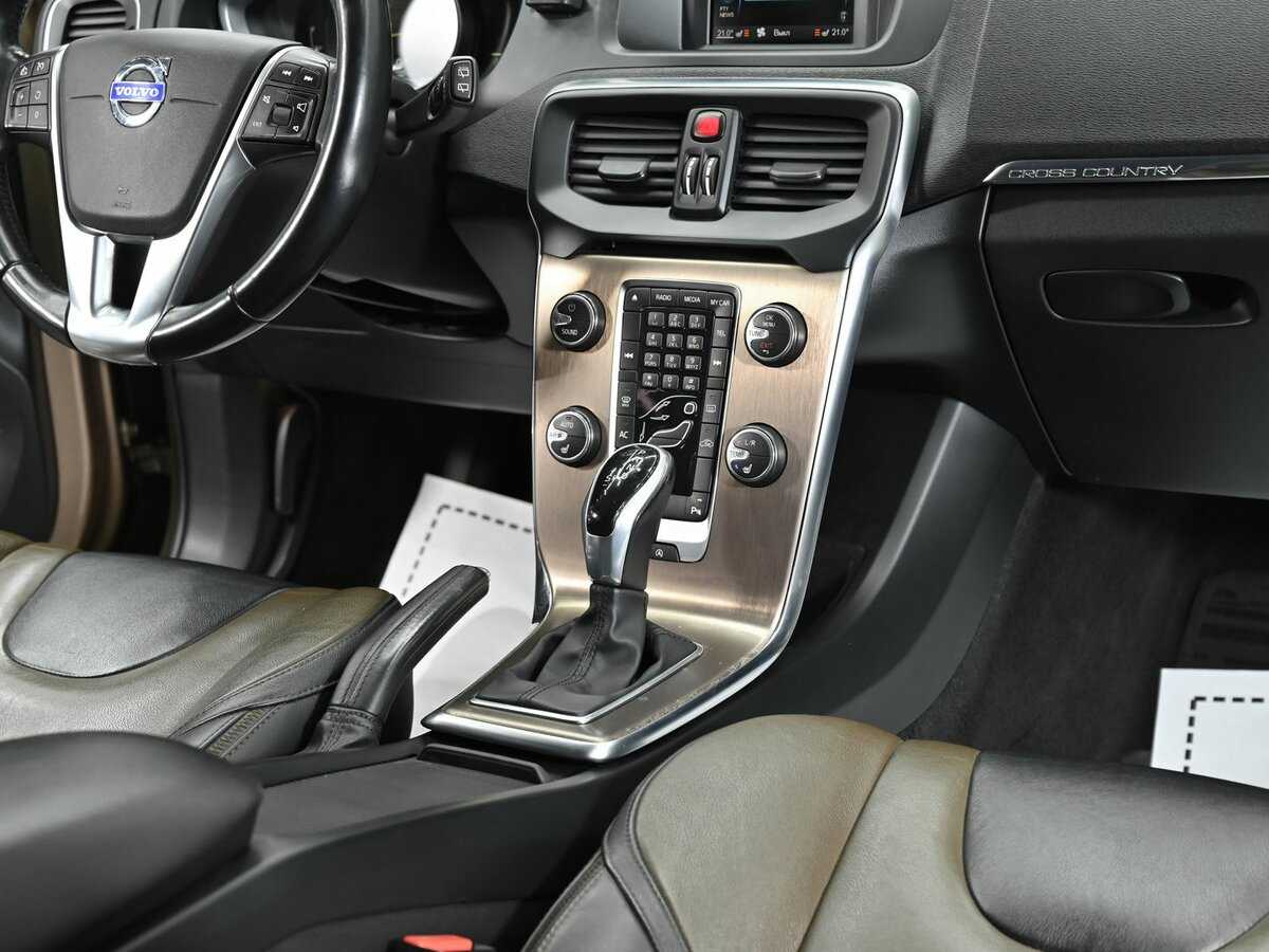 Volvo V40, 2014 Фото №10