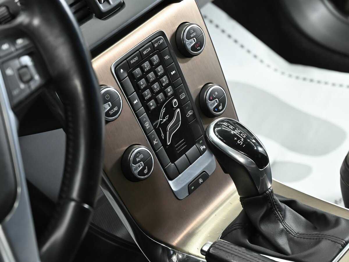 Volvo V40, 2014 Фото №12