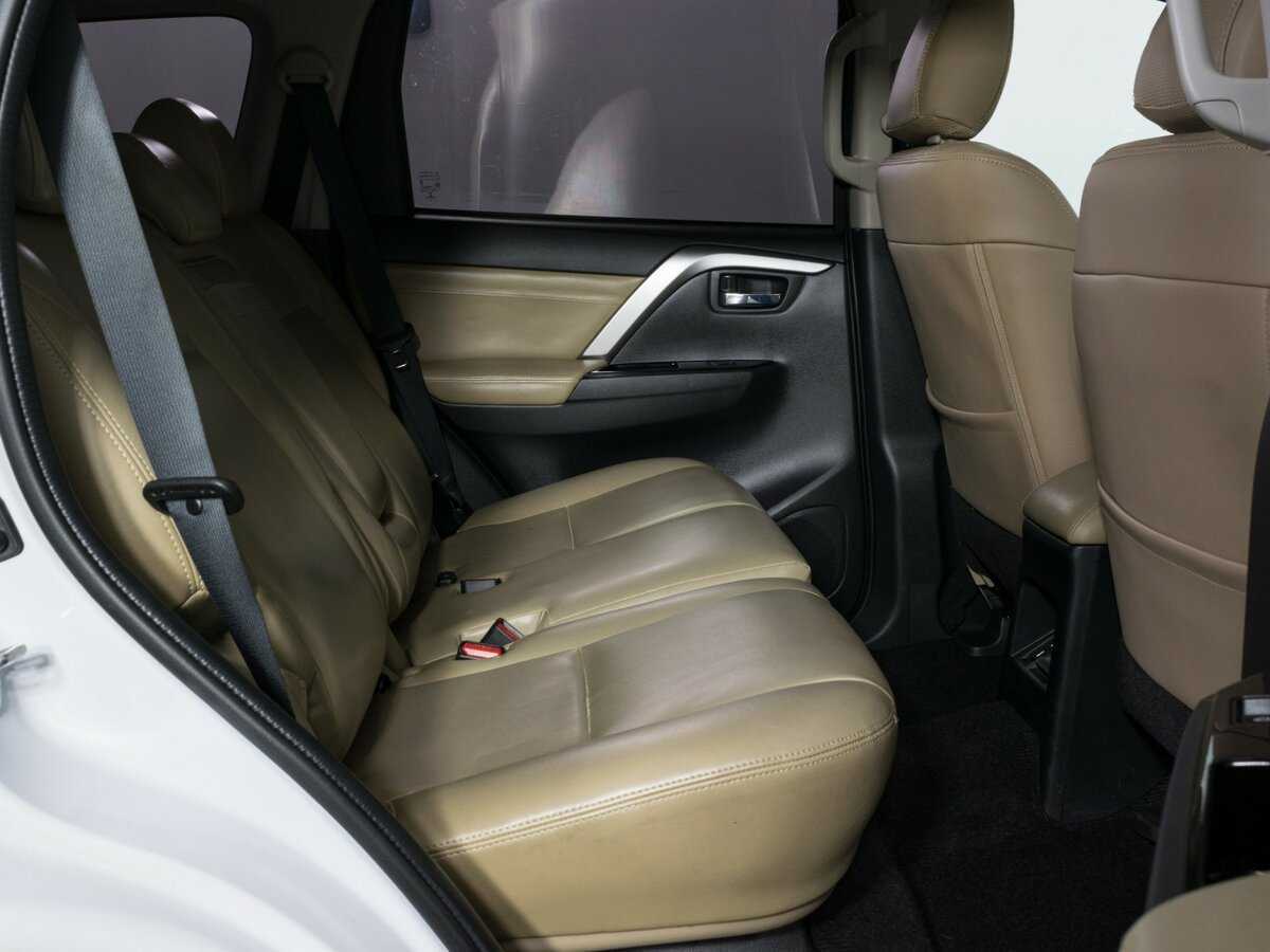 Mitsubishi Pajero Sport, 2020 Фото №10