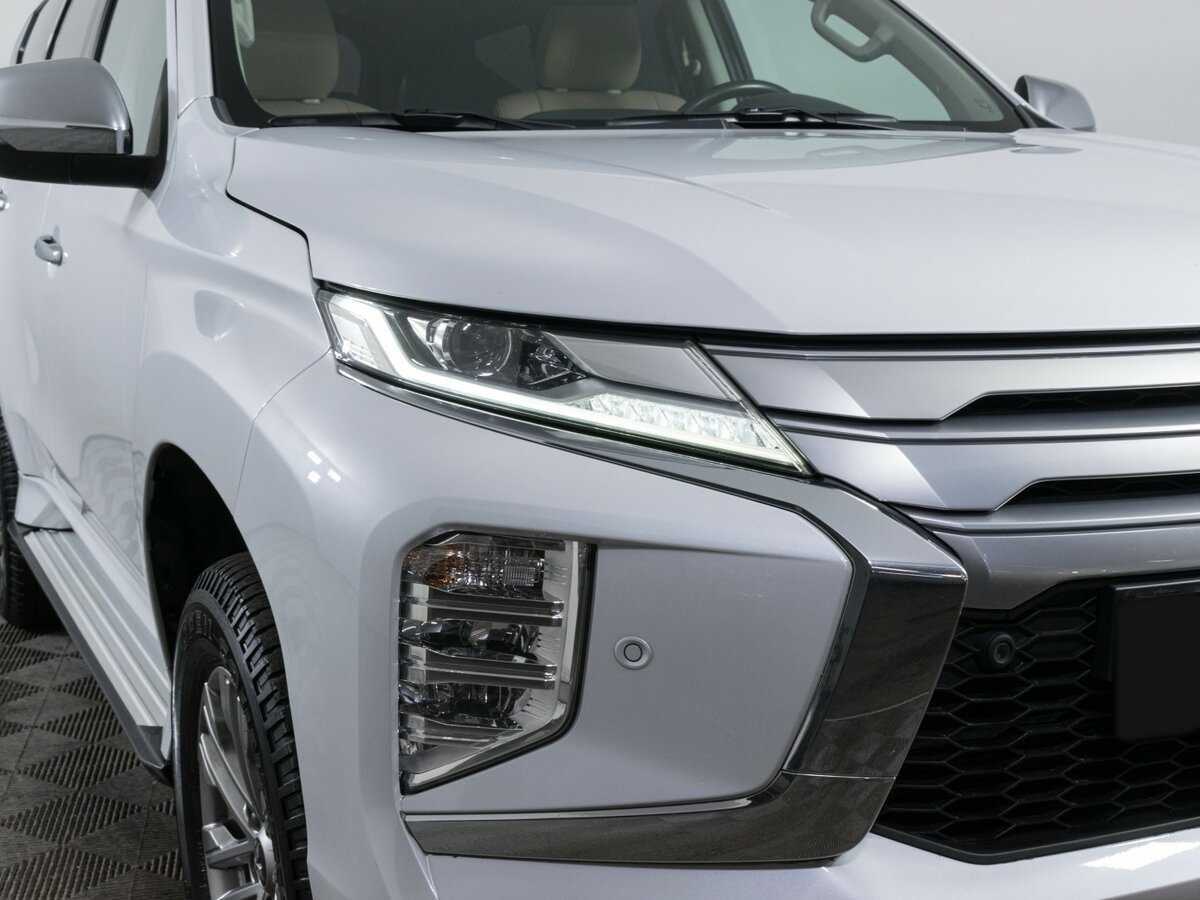 Mitsubishi Pajero Sport, 2020 Фото №20