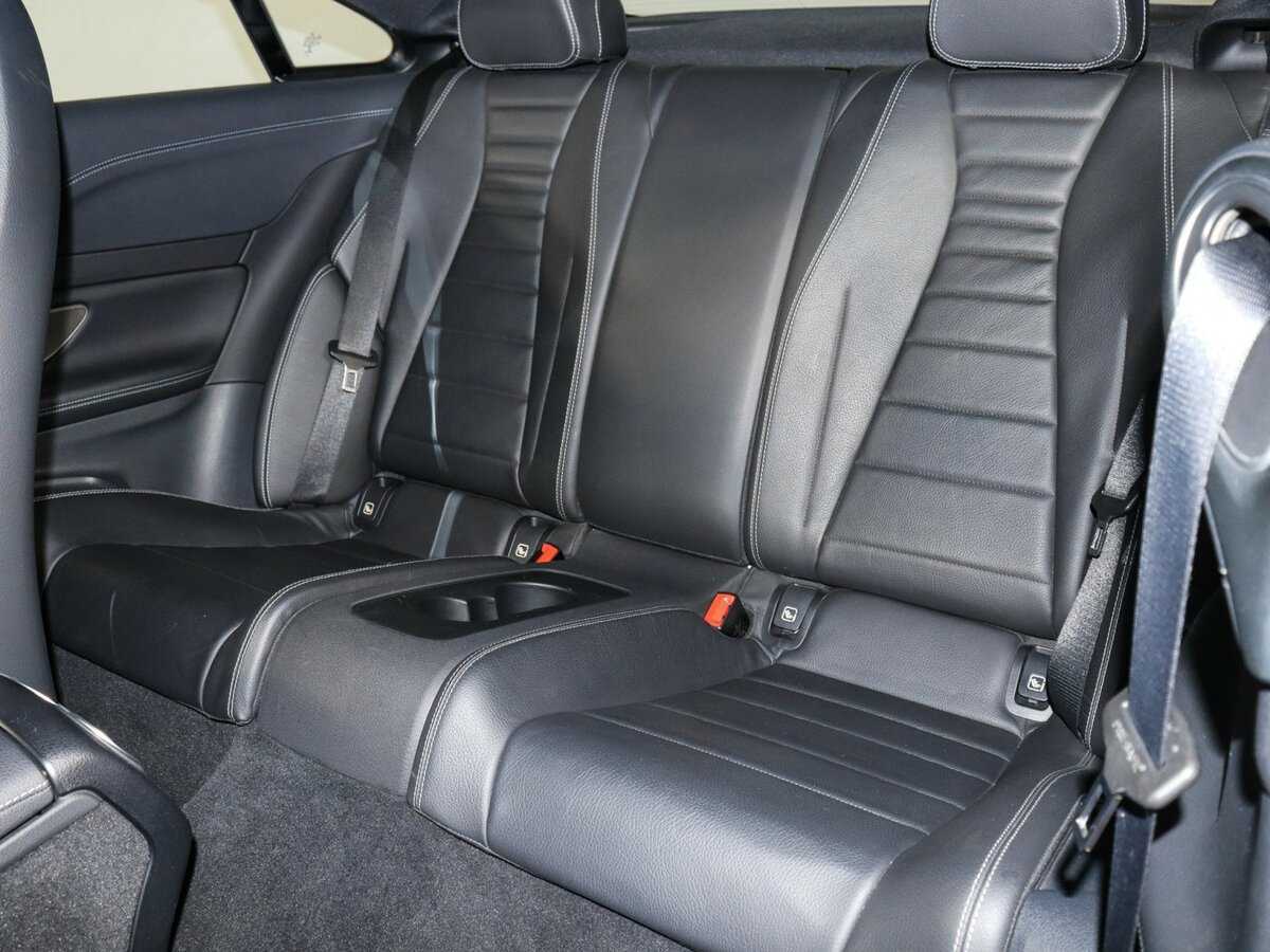 Mercedes-Benz E-Класс 200, 2020 Фото №10