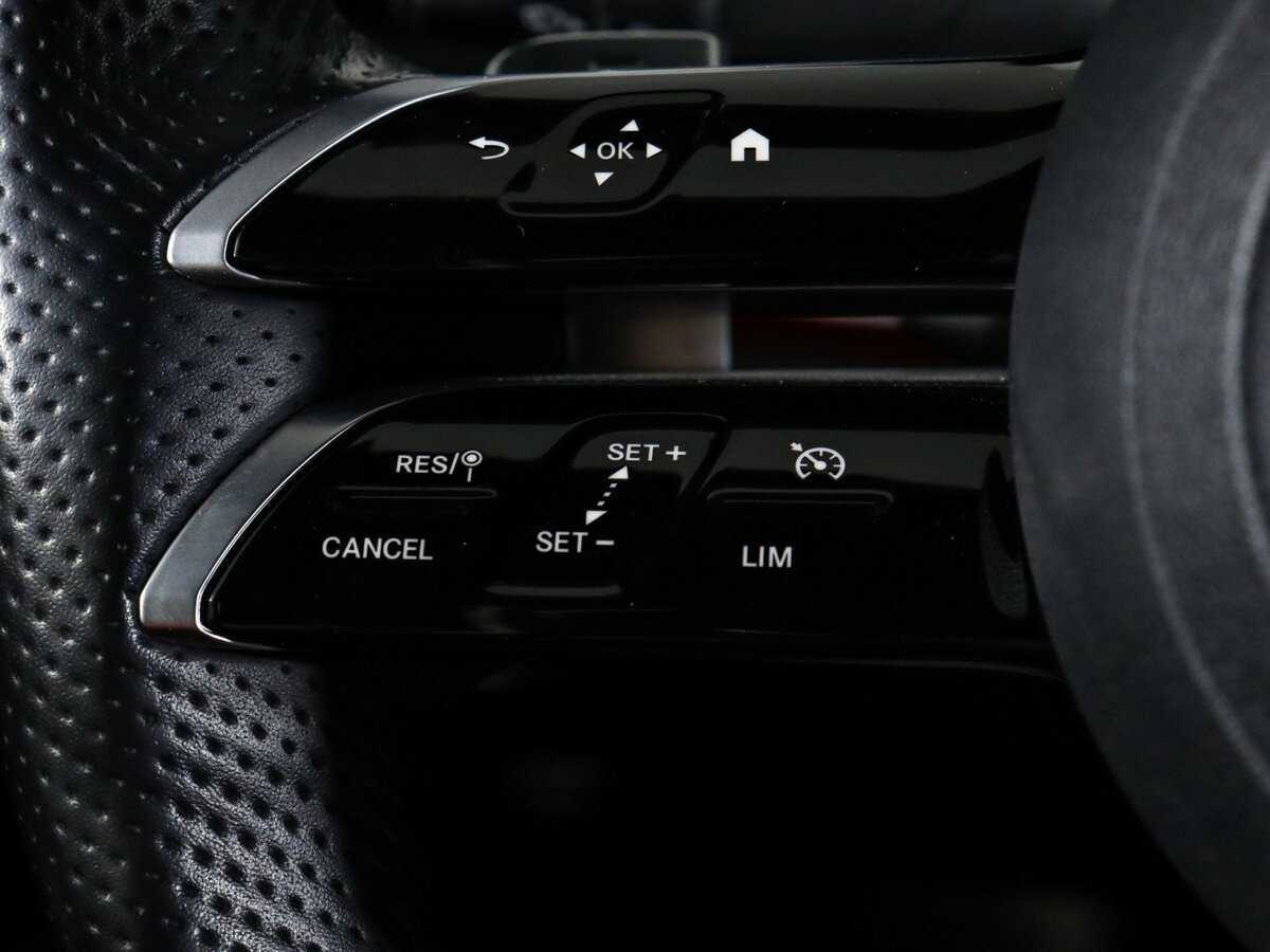 Mercedes-Benz E-Класс 200, 2020 Фото №24