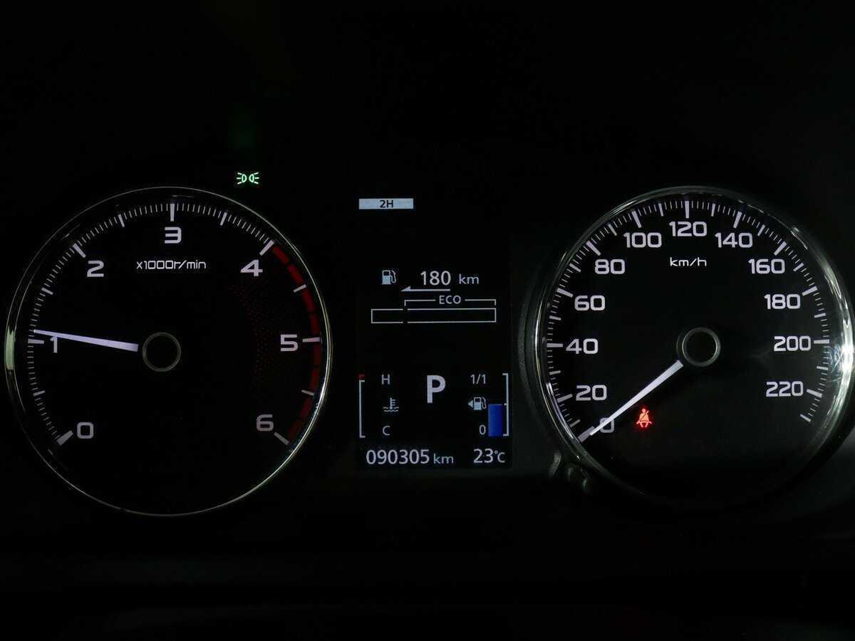 Mitsubishi Pajero Sport, 2021 Фото №11