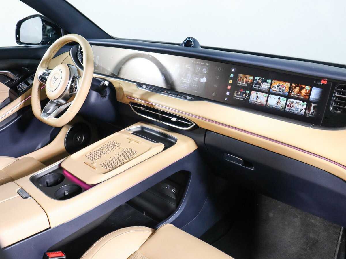 Voyah Free, 2023 Фото №4