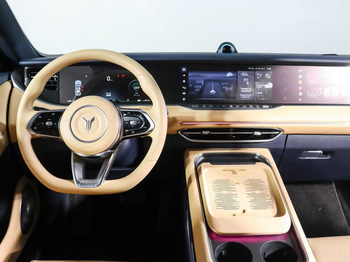 Voyah Free, 2023 Фото №7