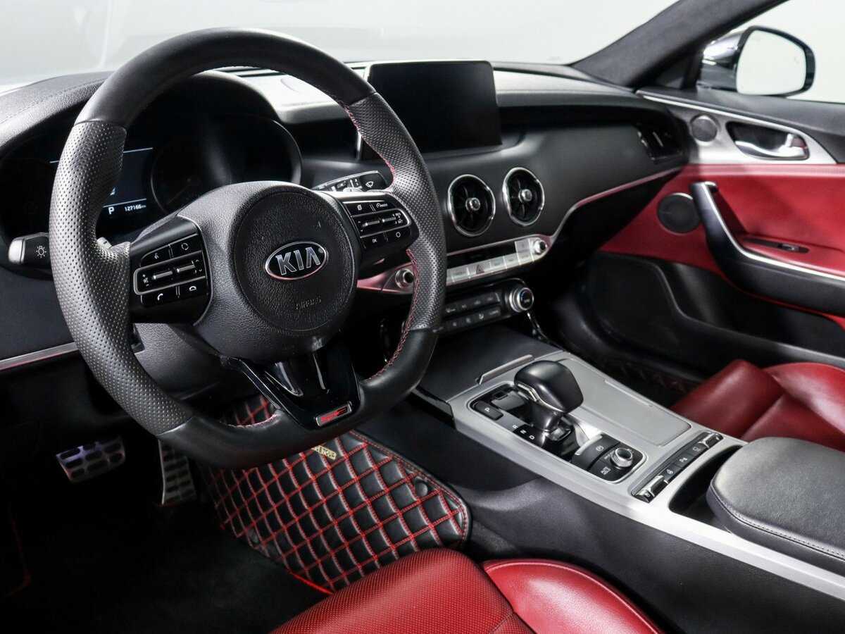 Kia Stinger, 2020 Фото №14