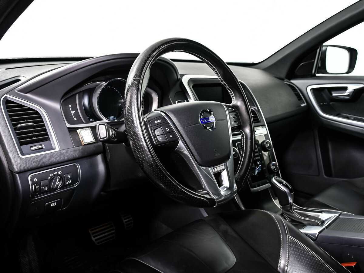 Volvo XC60, 2017 Фото №12