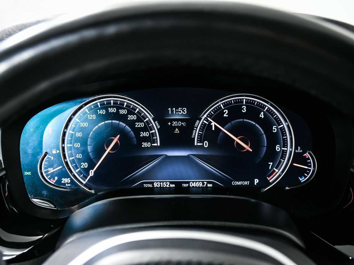 BMW 5 серии 530i xDrive, 2017 Фото №10