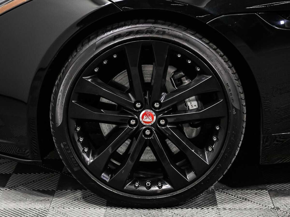 Jaguar F-Type, 2018 Фото №12