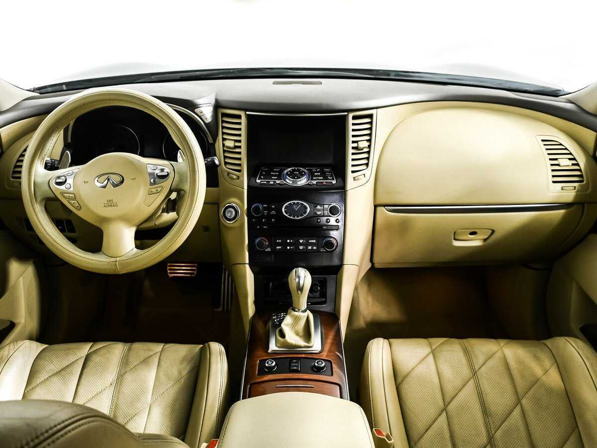 Infiniti FX37, 2011 Фото №11