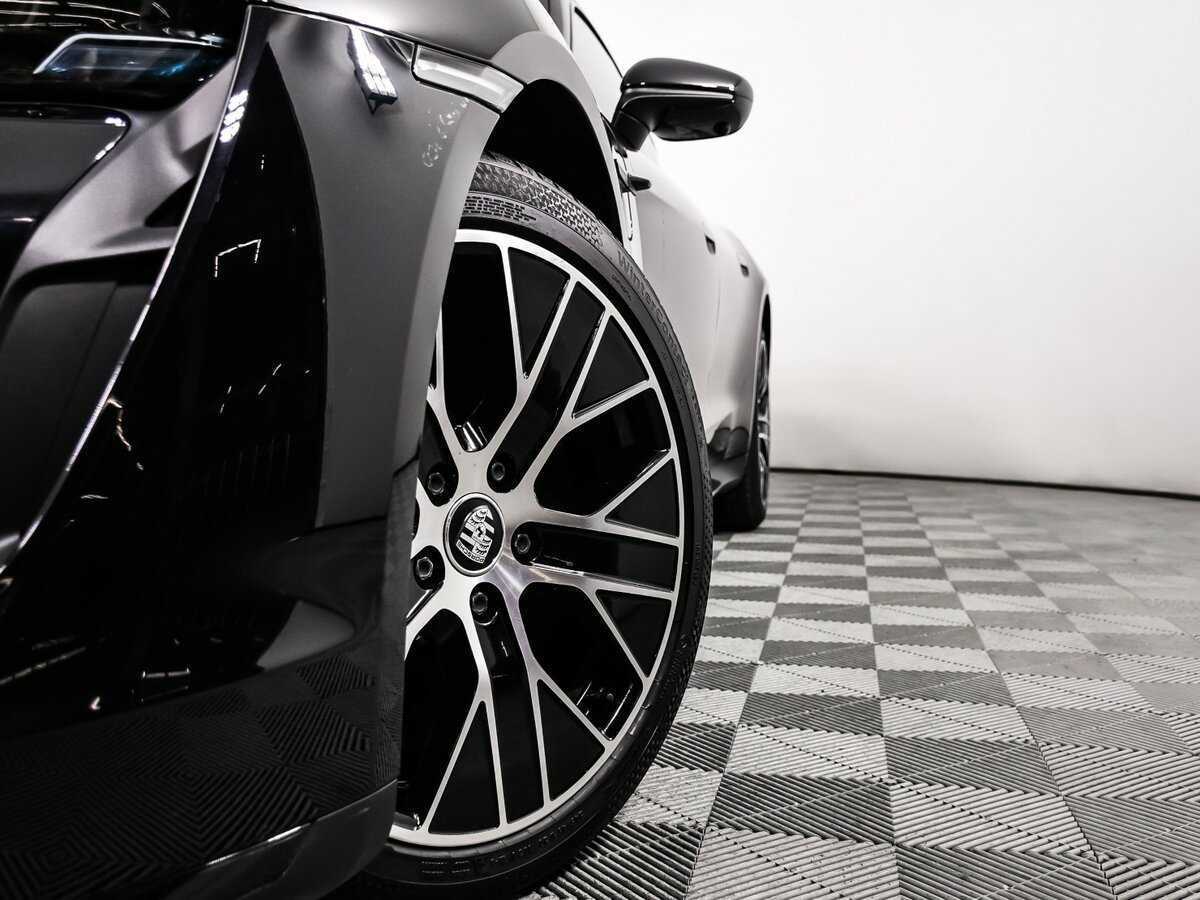 Porsche Taycan Turbo, 2020 Фото №16